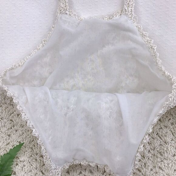 White Woven Boho Festival Tote with Metallic Thread - Picture 5 of 11